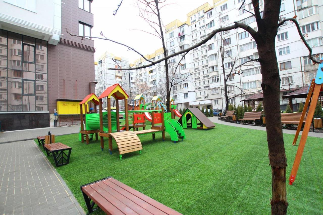 Sky House Central Apartment Chişinǎu Buitenkant foto